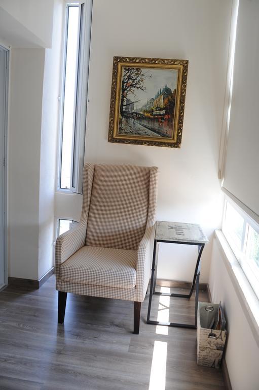 The Central Suites Nicosia Kamer foto