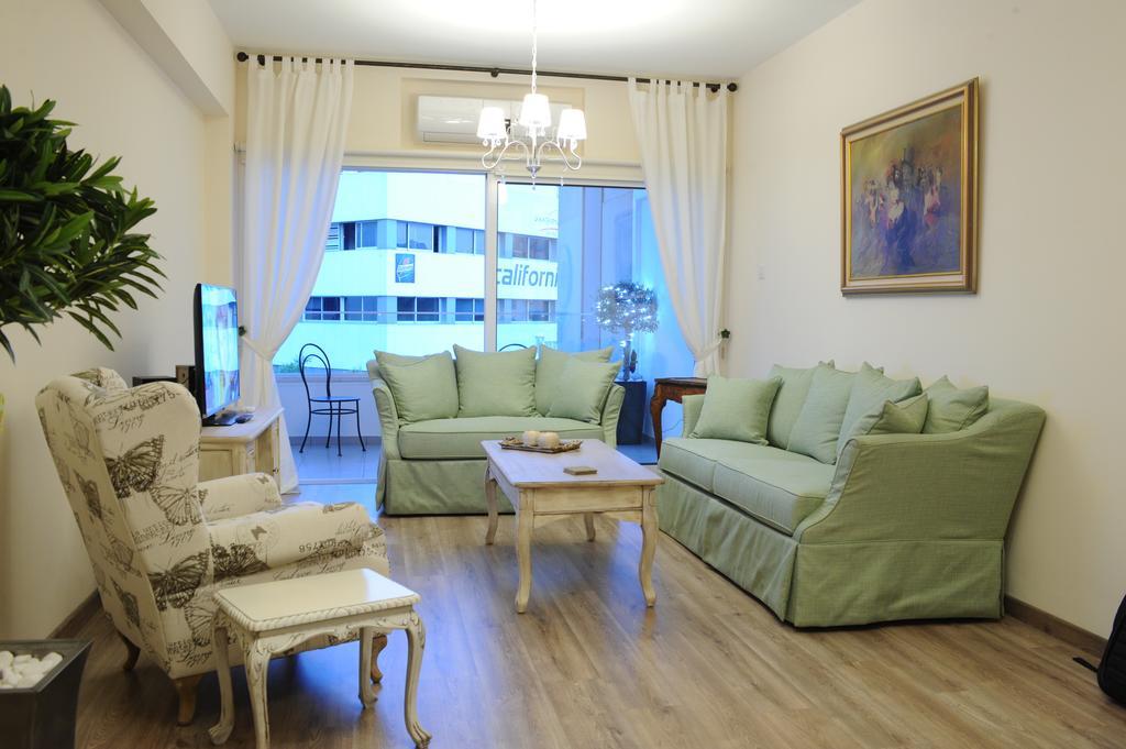 The Central Suites Nicosia Buitenkant foto