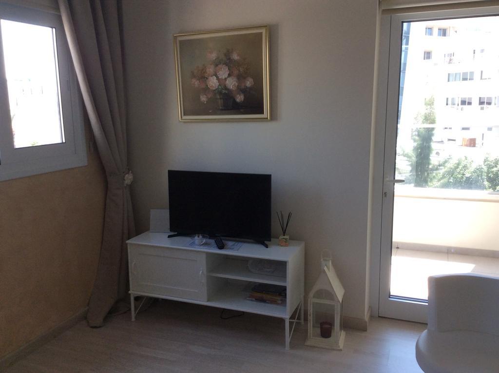 The Central Suites Nicosia Buitenkant foto