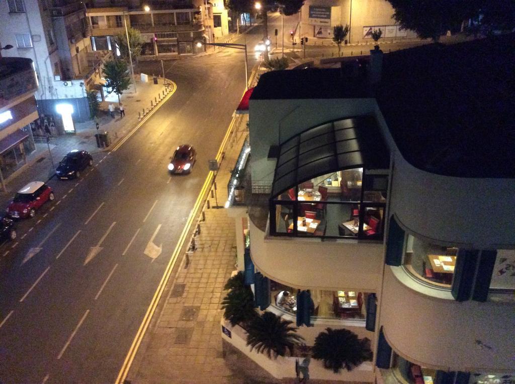 The Central Suites Nicosia Buitenkant foto